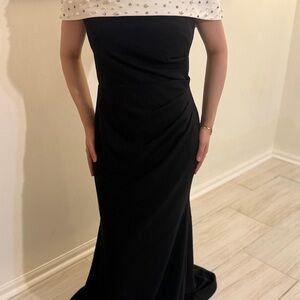 Elegant Black Evening Gown with Pearl Accents